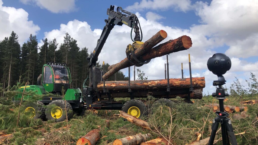 Logs being lifted next to Insta360 Pro camera filming for Forest Learning 360 video production
